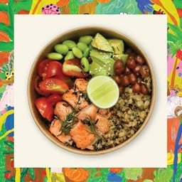 ข้าวโบล์วแซลมอนย่างมัลติเกรน Multigrain Salmon Poke Bowl ((ถั่วเเระแทนทับทิม))