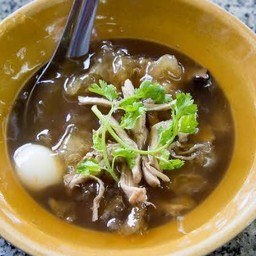 กระเพาะปลาน้ำแดง