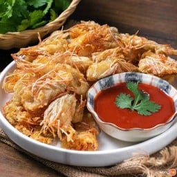 คางกุ้งทอดกระเทียม