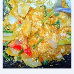 ไก่ผัดผงกะหรี่กับข้าว