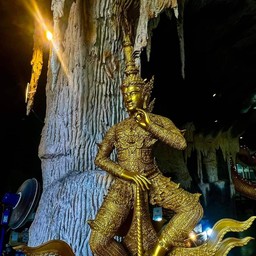 วัดบัวขวัญ พระอารามหลวง