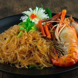 กุ้งแม่น้ำอบวุ้นเส้น