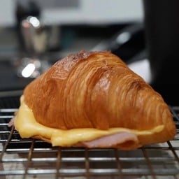 ครัวซองท์แฮมชีส