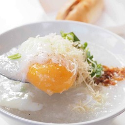 โจ๊กหมู ขนาดพิเศษ ใส่ไข่