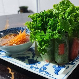 ปอเปี้ยะสด(เมี่ยงดิบ)ไส้ปูอัด ไส้หมูยอ