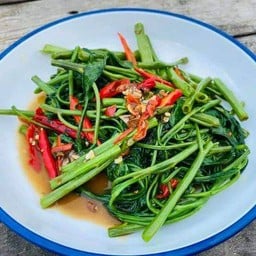 ข้าวผัดผักบุ้งหมูสับ