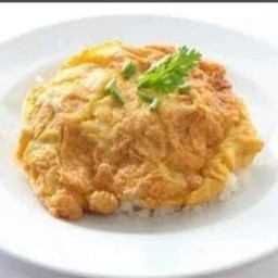 ข้าวไข่เจียวหมูสับราดข้าว