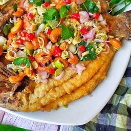 ปลากะพงลุยสวน