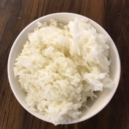 米饭 ข้าวสวย