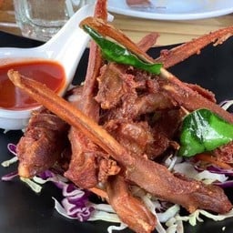 แซ่บนัวร์ ครัวริมคลอง