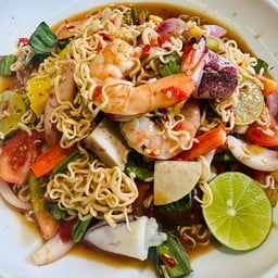 ยำสะบัดลิ้น