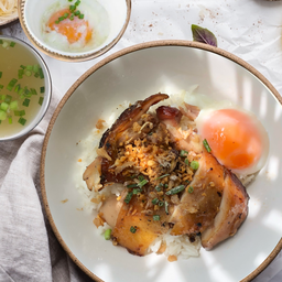 Promotion ข้าวต้มแห้งไก่อบ + ไข่ออนเซ็น 1 ฟอง
