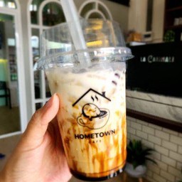 โฮมทาวน์คาเฟ่ สามแยกสำโรง