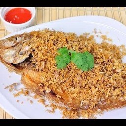 ปลาทับทิมทอดกระเทียม