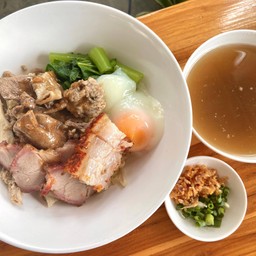 บะหมี่คลุกแห้งหมู(เลือกเครื่องเอง)
