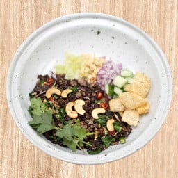 ข้าวผัดหมูสับหนำเลียบผักเคลออร์แกนิค