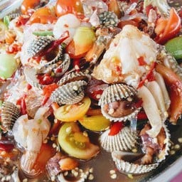 ตำถาดเกาเหลาทะเลรวมปูม้าปลาร้า