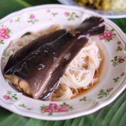 ขนมจีนแกงป่าหางปลา