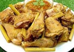 ปีกไก่+น่องไก่เล็กนึ่งตะไคร้+น้ำพริกปลาร้า