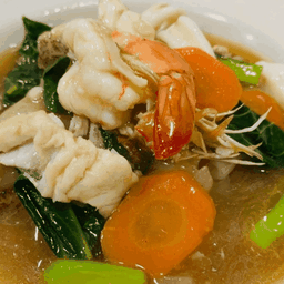 ราดหน้าทะเล