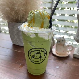ชาเขียวช๊อคบอล