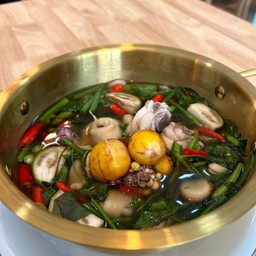 ต้มแซ่บพวงไข่