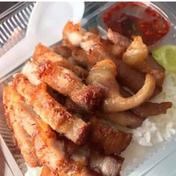 ข้าวหมูทอด+ไข่ต้ม