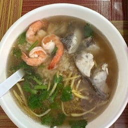 ผัดซีอิ๊วราดหน้า มหาชัย ตลาดชุมชนคลองสี่วาพาสวัสดิ์