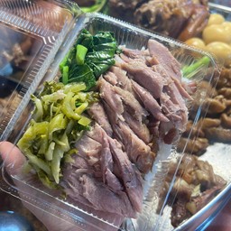 ข้าวขาหมู เนื้อล้วน