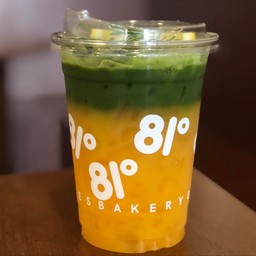 Matcha with Fresh Orange Juice มัทฉะน้ำส้มสด