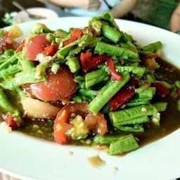 ส้มตำโชคไชย