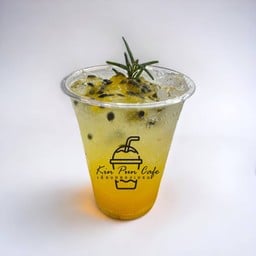 เสาวรส อิตาเลียนโซดา