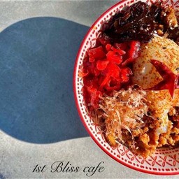 ข้าวหน้าหมูมิโสะเผ็ด