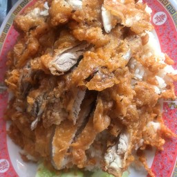 ข้าวมันไก่ทอด จัมโบ้