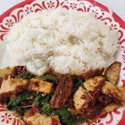 ข้าว.กะเพราหมูทอดพระสมุทร