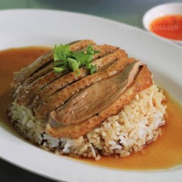 ข้าวหน้าเป็ดพะโล้โบราณ ตลาดทรัพย์พยอม