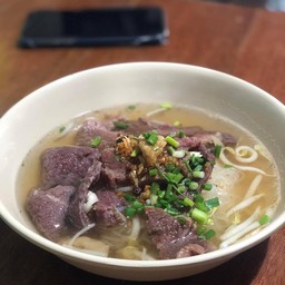 ก๋วยเตี๋ยวเนื้อ