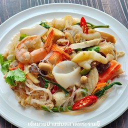 ยำวุ้นเส้นรวมมิตร