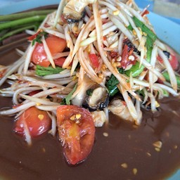 ตำลาวใส่หอย