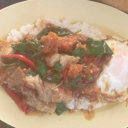 เจ๊แดง ตามสั่ง