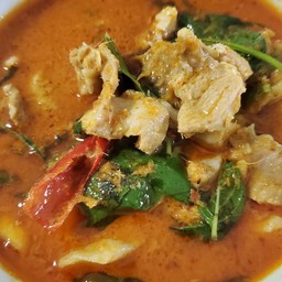 พะแนงกับข้าว