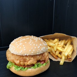 เบอร์เกอร์ไก่กรอบและเฟรนช์ฟรายซ์