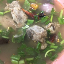 ต้มแซ่บกระดูกหมู