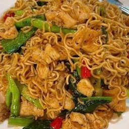 มาม่าผัดขี้เมา