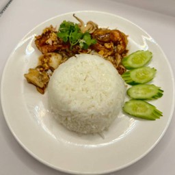 ข้าวทะเลทอดกระเทียม