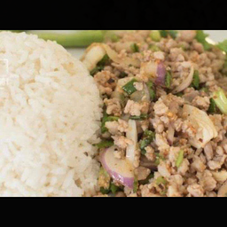 ข้าวลาบเนื้อราดข้าว