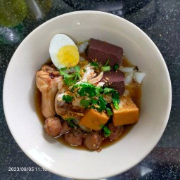 ก๋วยจั๊บเมืองโอ่ง