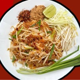 ผัดไทยคัพ สูตรโบราณจากอ่างทอง