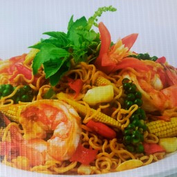 ยำมาม่า ยั่วๆ