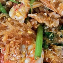 สุกี้รวมมิตรหมู กุ้ง หมึก